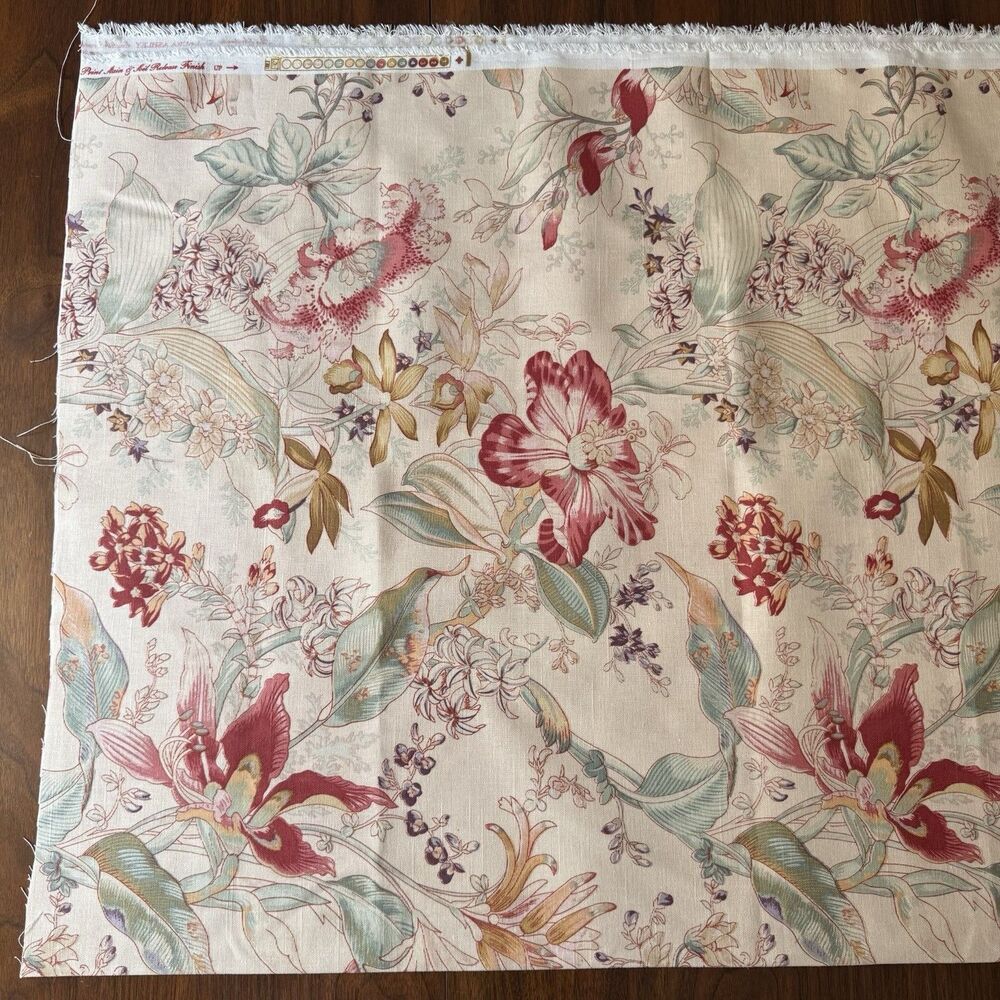 Vintage LAURA ASHLEY English Country Botanical Floral Fabric 1 Yard + 3"
